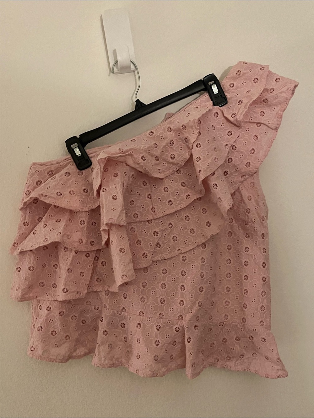 New York & Company Pink Eyelet One-Shoulder Ruffle Summer Top Size Large